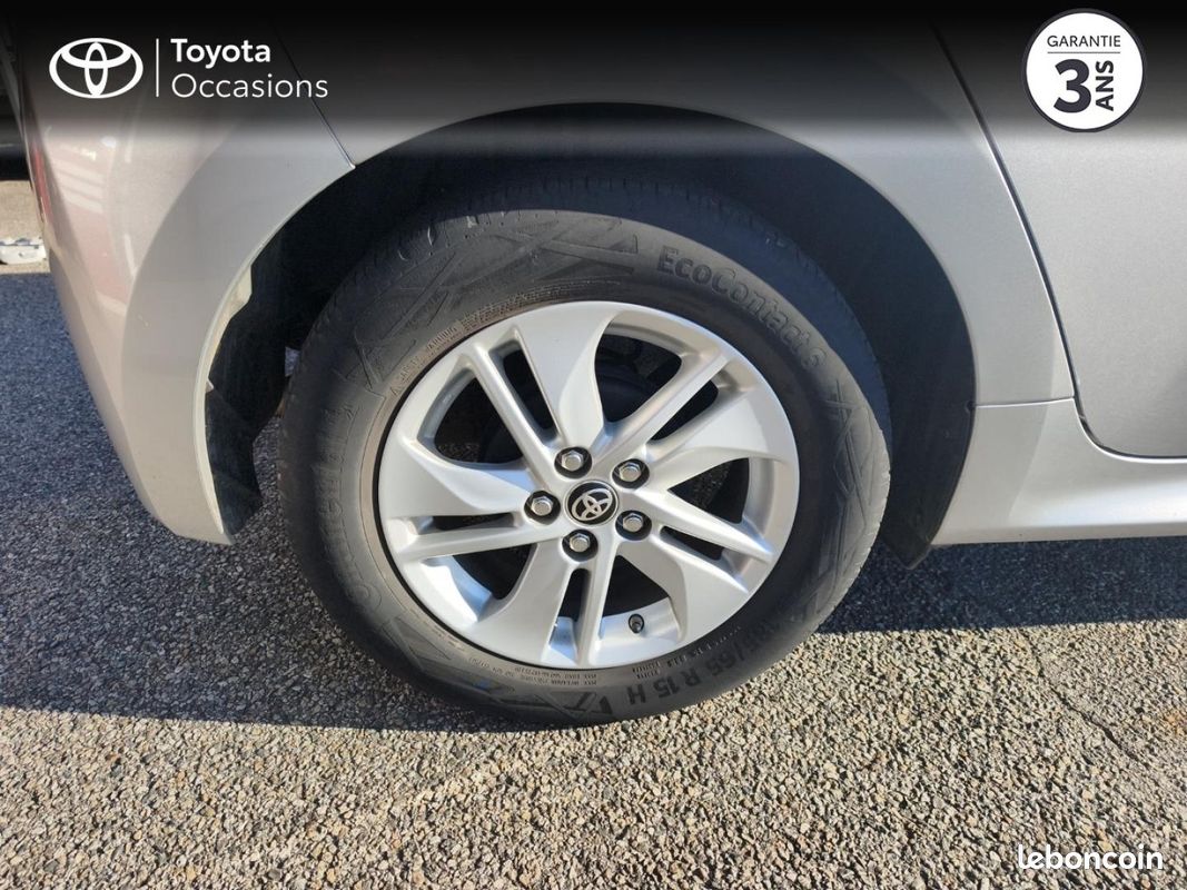 Toyota Yaris 120 VVT-i Dynamic Business PACK 5p MC24 (image 16)