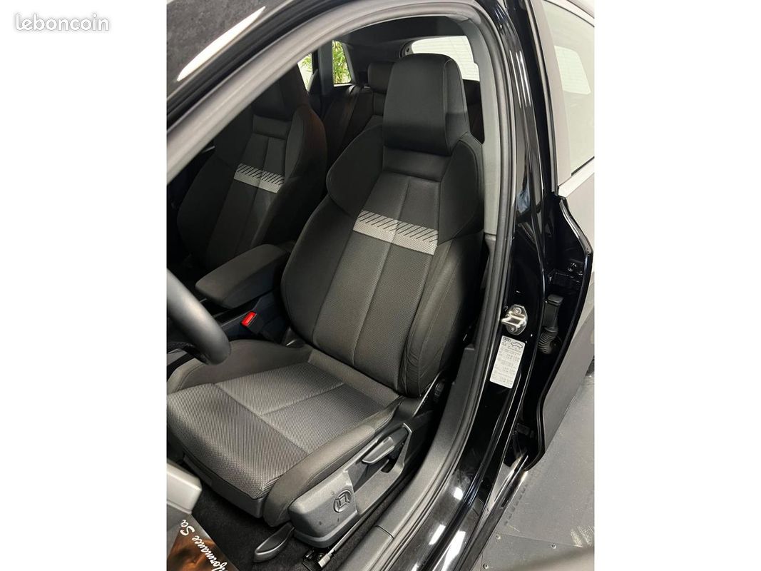AUDI A3 SPORTBACK 40 TFSI-e 204ch S-Tronic - Hybride rechargeable -1°main - Suivi Audi Monaco (image 10)