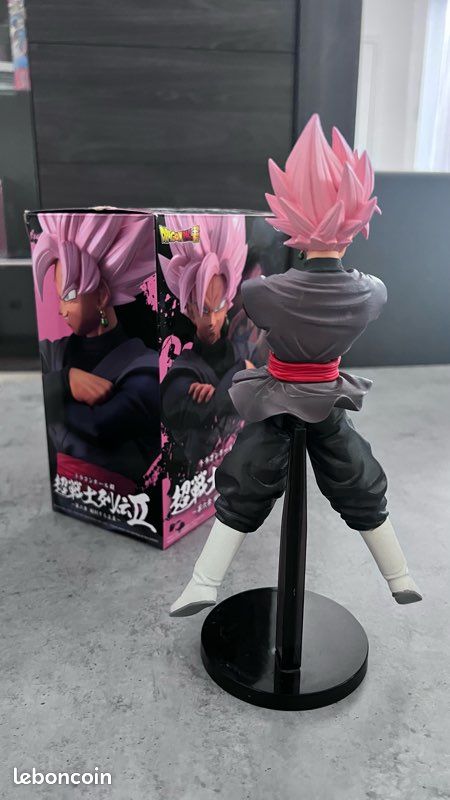 Figurine Black Goku Rose Dragon Ball - PVC - Neuf