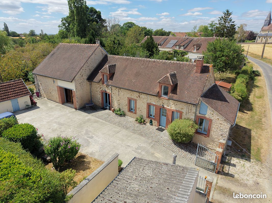 Maison 5 pièces 181 m² · à Saint-Bon · 181 m² · 315 000 €