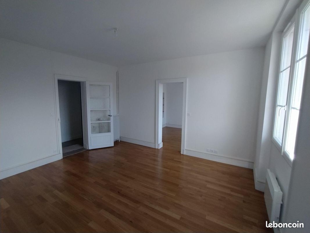 Appartement 3 pièces 70 m² · à Châlons-en-Champagne · 70 m² · 550 €/mois