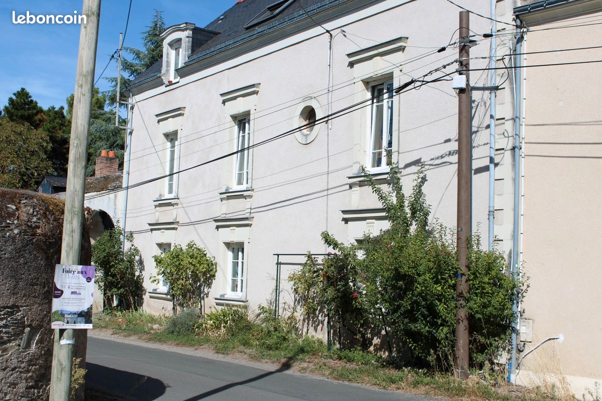 Maison 11 pièces 230 m² · à Angers · 230 m² · 884 000 €