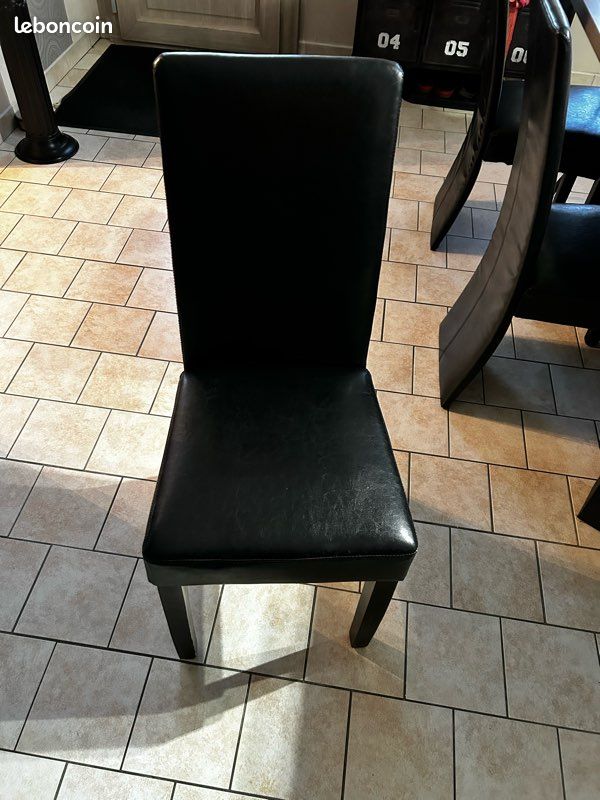 Vend chaises très bon en état (image 2)