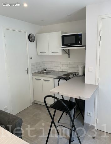 Studio 1 pièce 12 m²