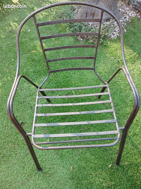 Lot 4 fauteuils de jardin en fer forgé (image 2)