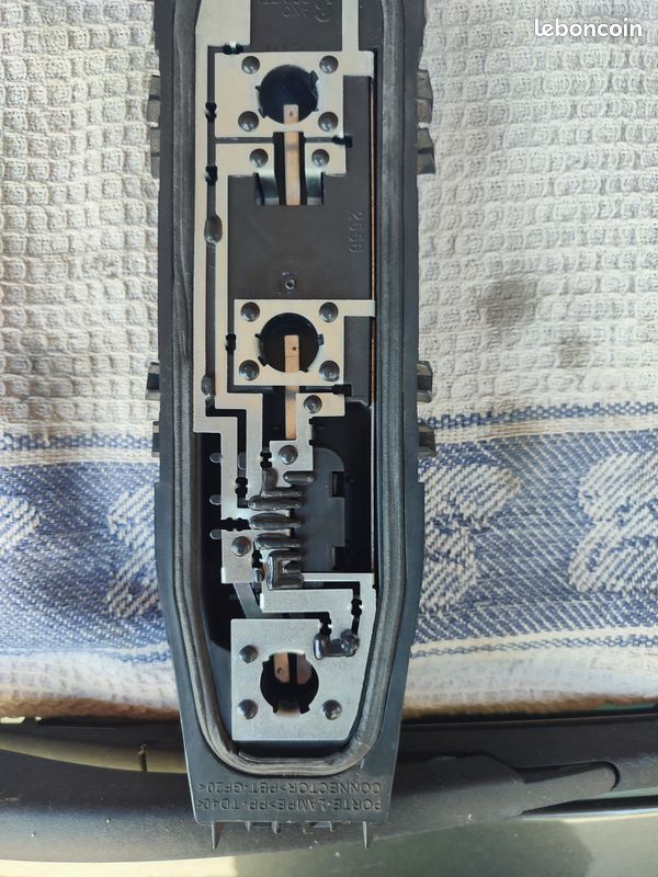 Platine clignotant arrière Citroën C3 (image 2)