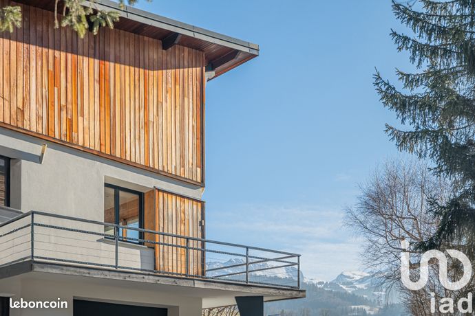 Chalet 9 pièces 286 m²