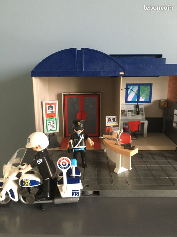 Commissariat de police playmobil (image 2)