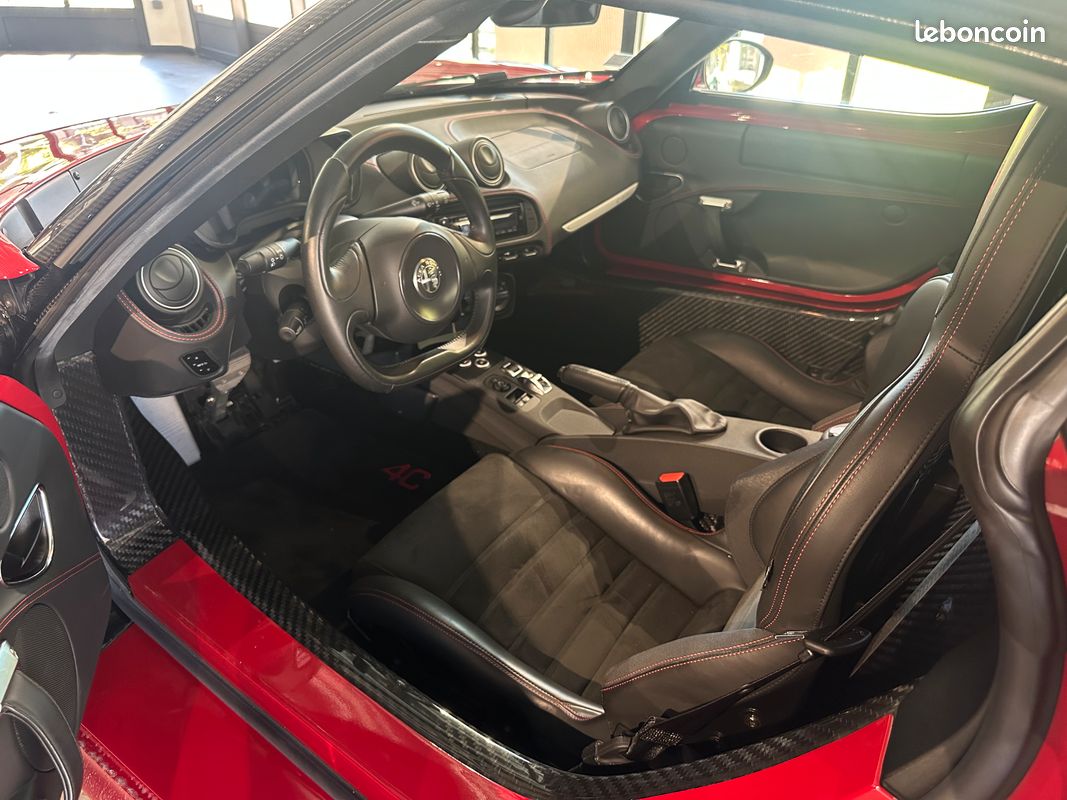 Alfa Romeo 4C Spider neuve (image 5)