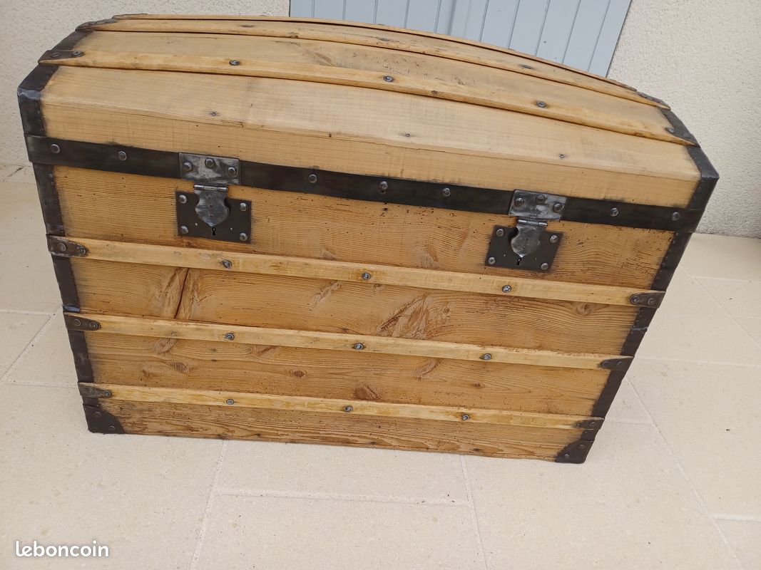 Ancienne Malle En Bois - Coffre Vintage 74 X 42 X 38 Cm - Poignées Cuir - Sortie De Grenier