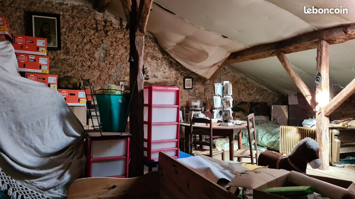 Maison 4 pièces 120 m² - Montbron 16220 (image principale 7)