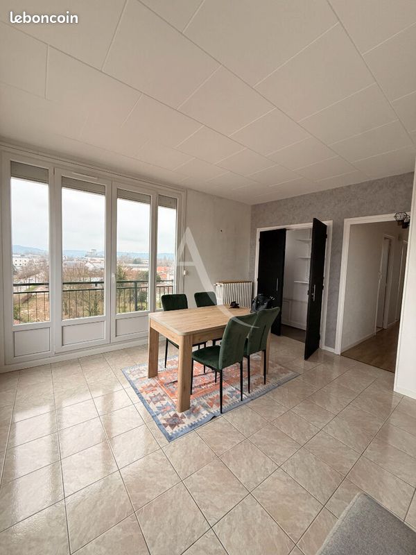 Appartement 3 pièces 92 m² · à Soissons · 92 m² · 890 €/mois