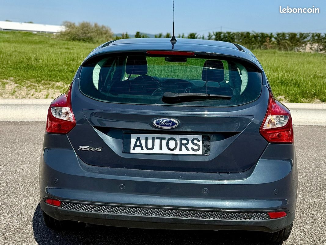 FORD FOCUS 1.6 TDCi 115 FAP SS Titanium (image 8)