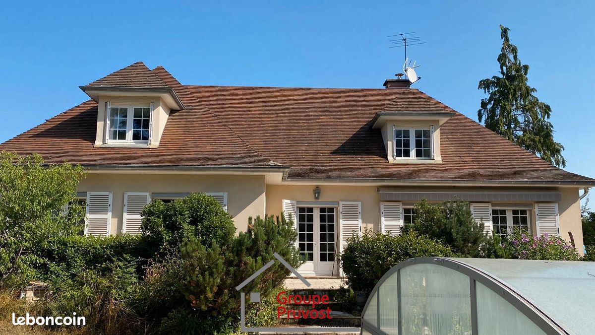 Maison 9 pièces 265 m² · à Cluny · 265 m² · 560 000 €