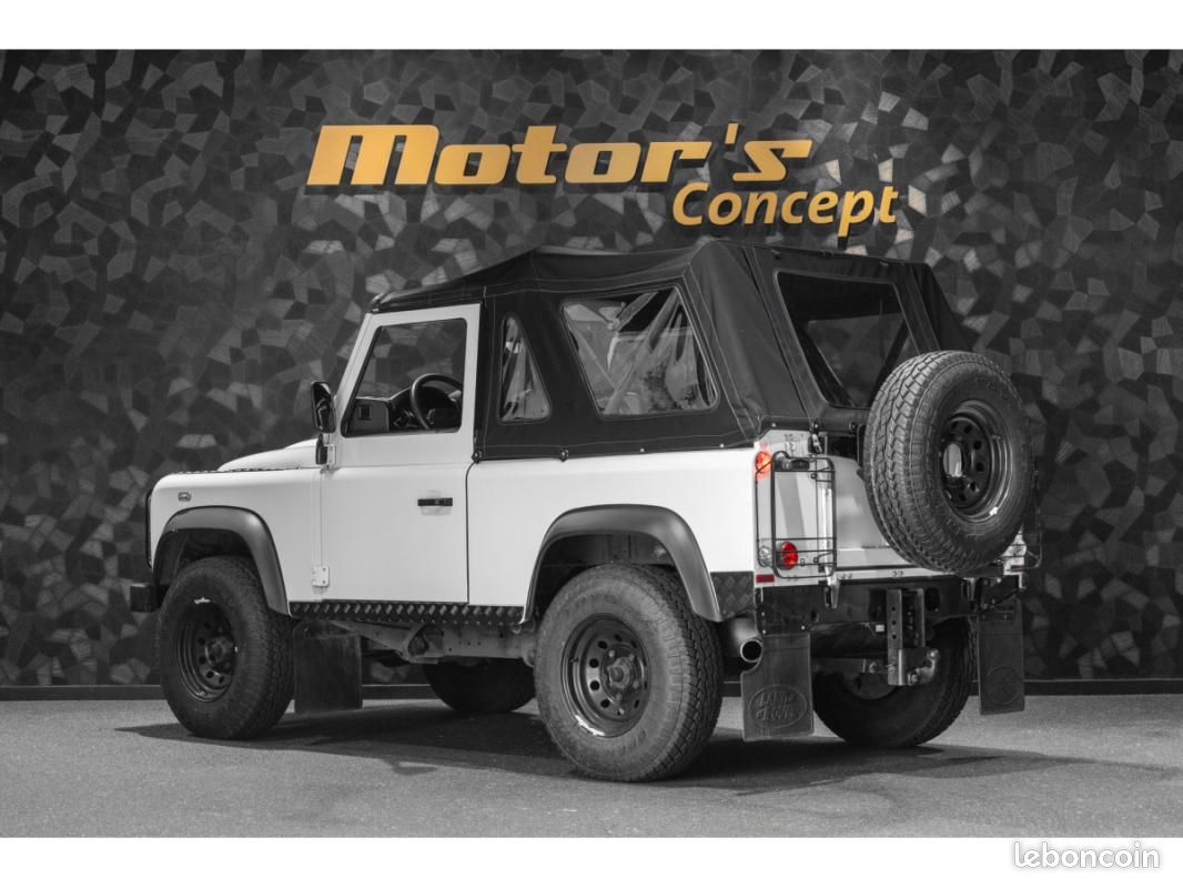 Land Rover Defender CABRIOLET (image 7)