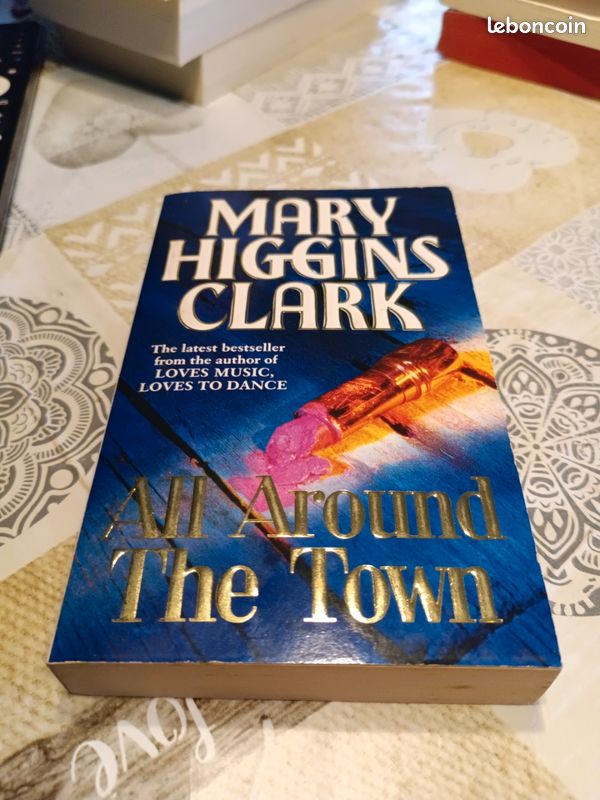 Mary Higgins Clark all around the town (2026-021) (image 1)