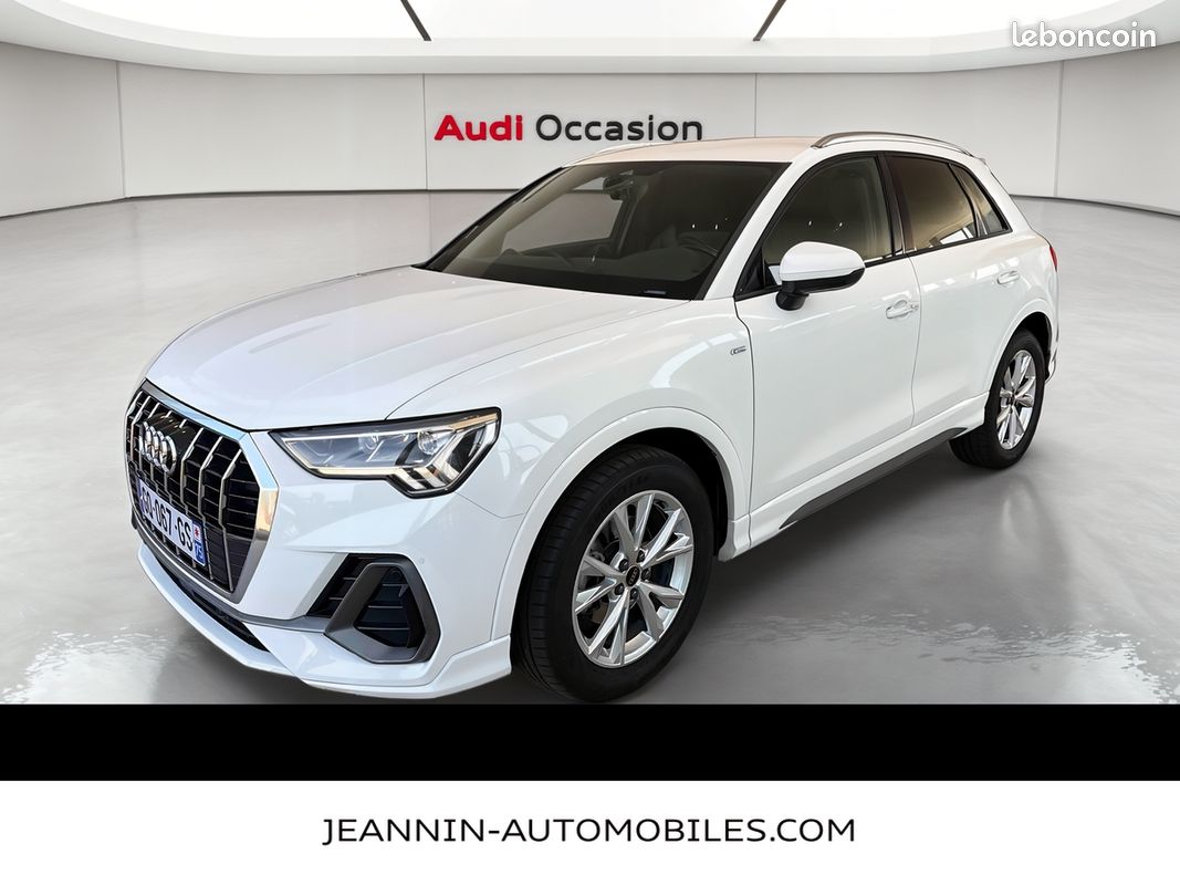 AUDI Q3 35 TFSI 150 ch S tronic 7 S line (image 2)
