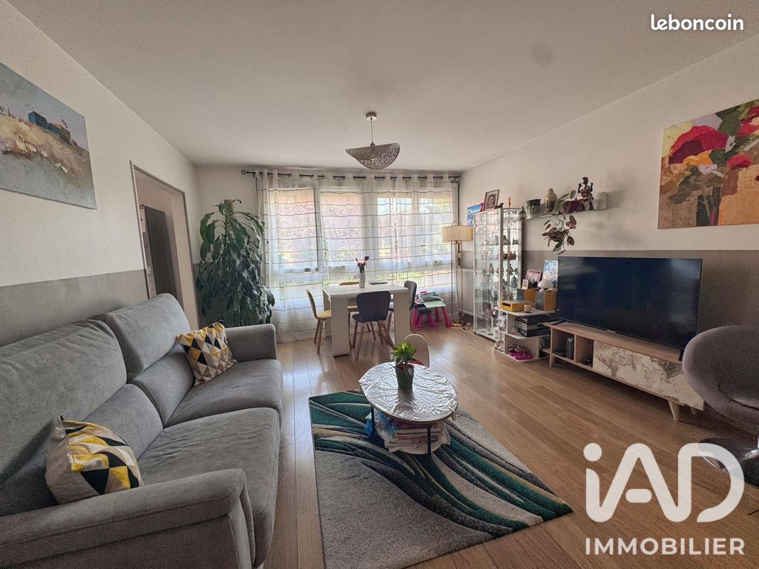 Appartement 4 pièces 83 m² · à Crosne · 83 m² · 219 000 €