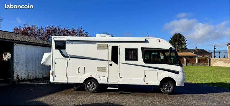 Vends Camping-car intégral itineo sc700 (image 1)
