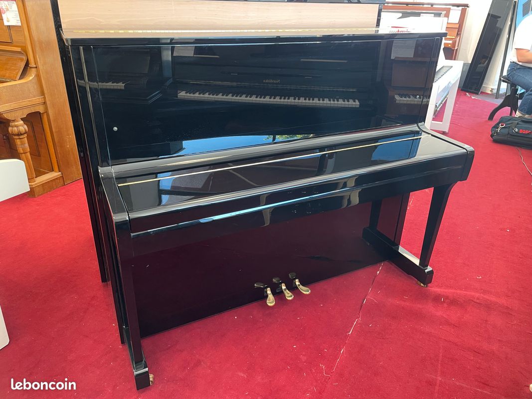Piano droit W. Hoffmann modèle Vision V120 N°159895 (image 2)