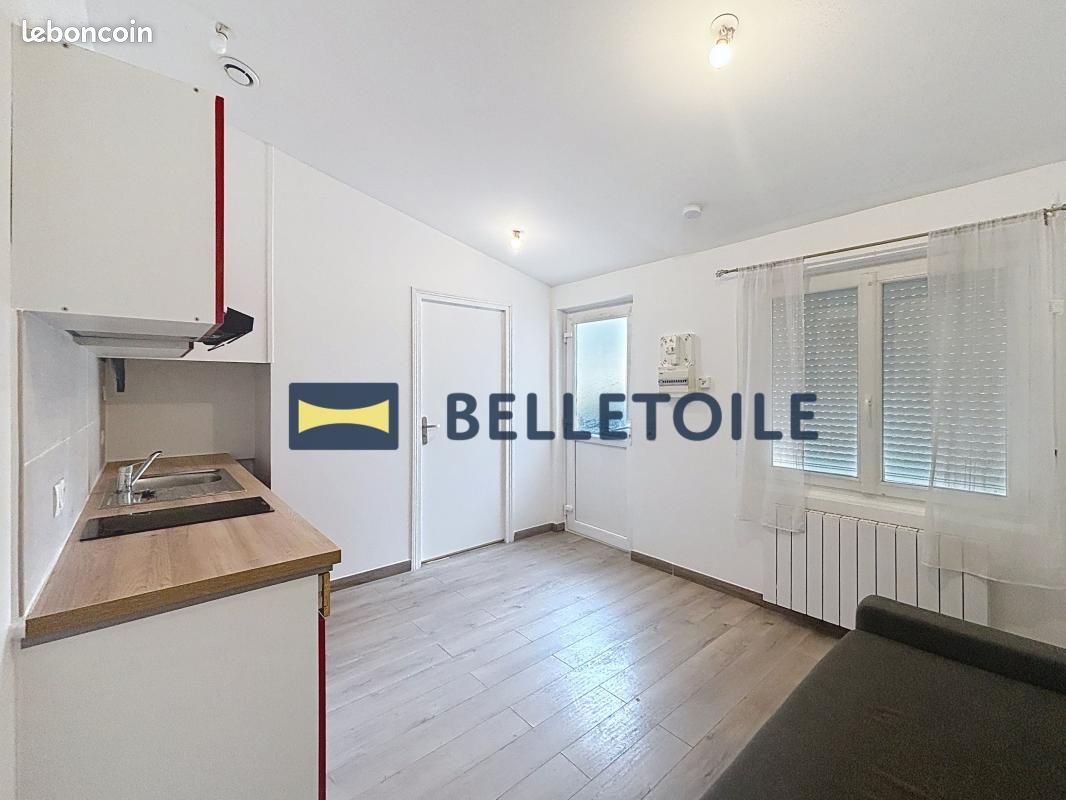 Appartement a louer - 1 pièce(s) - 15 m2 - Surfyn