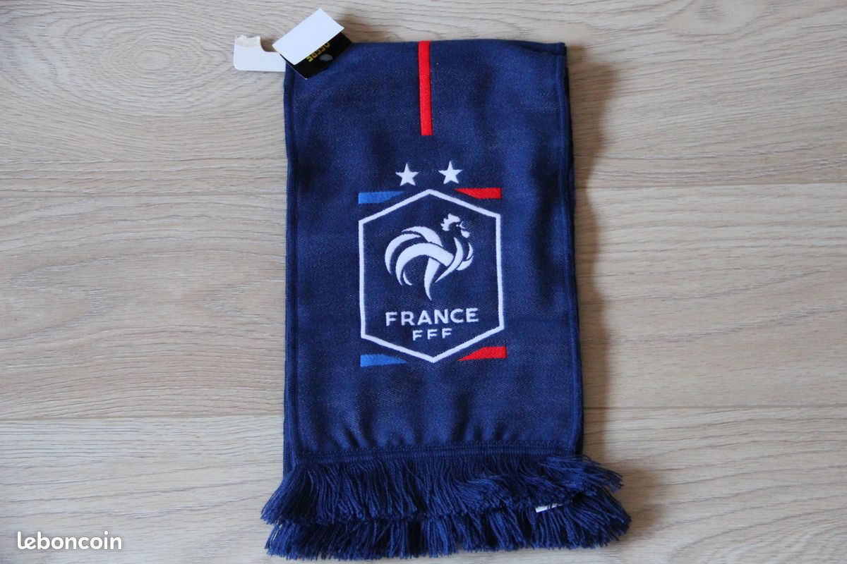 Écharpe Fan France – Foulard Football AZ FLAG – Neuf Avec étiquettes