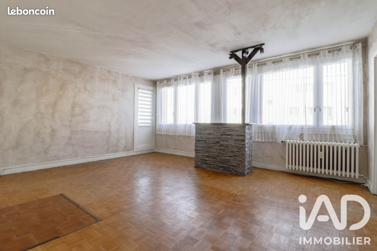Appartement 3 pièces 76 m² · à Villebon-sur-Yvette · 76 m² · 195 000 €