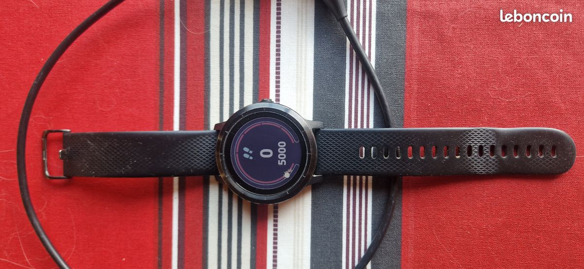 Montre connecté Garmin Vivoactive 3 (image 2)