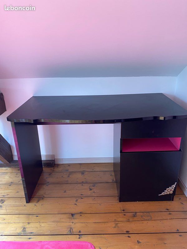 Bureau (image 14)
