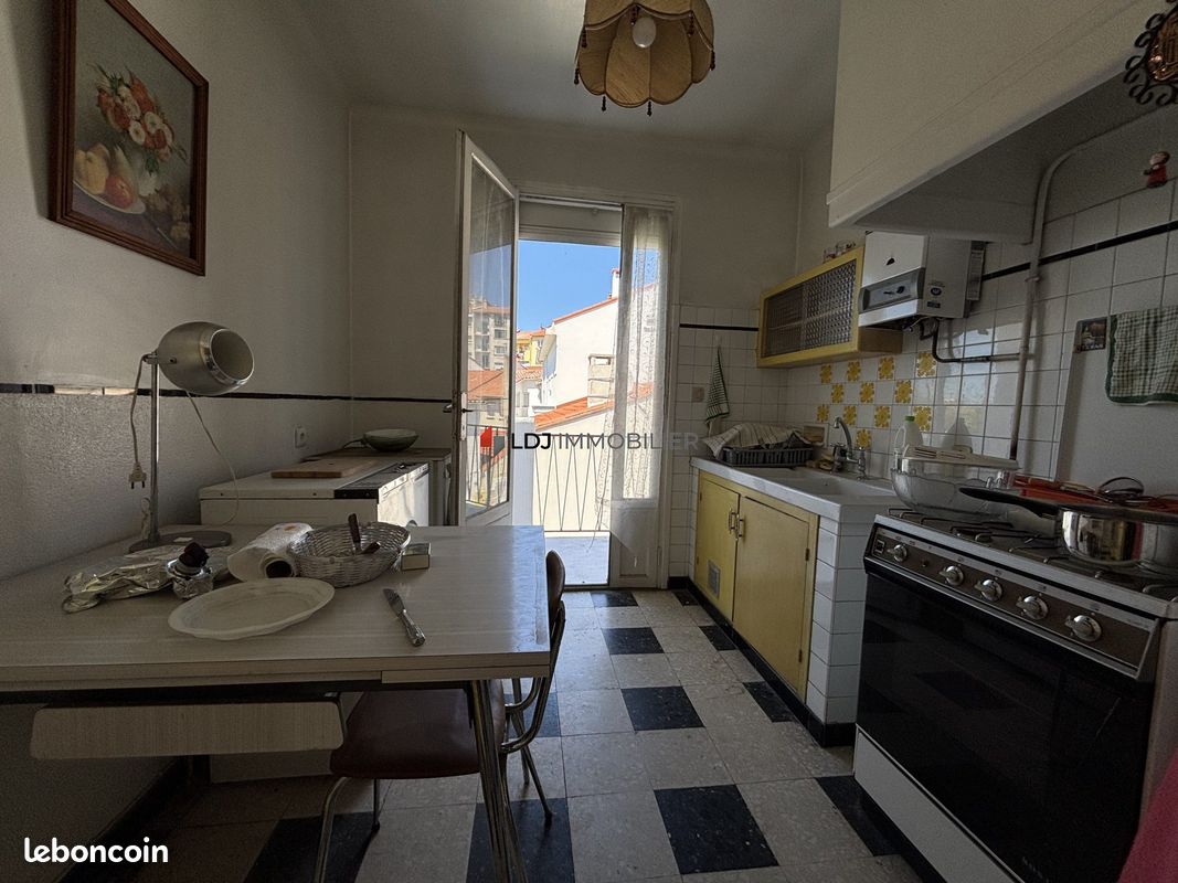 Appartement 4 pièces 76 m² · à Perpignan · 76 m² · 100 000 €