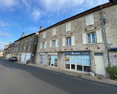 Immeuble 8 pièces OBJAT