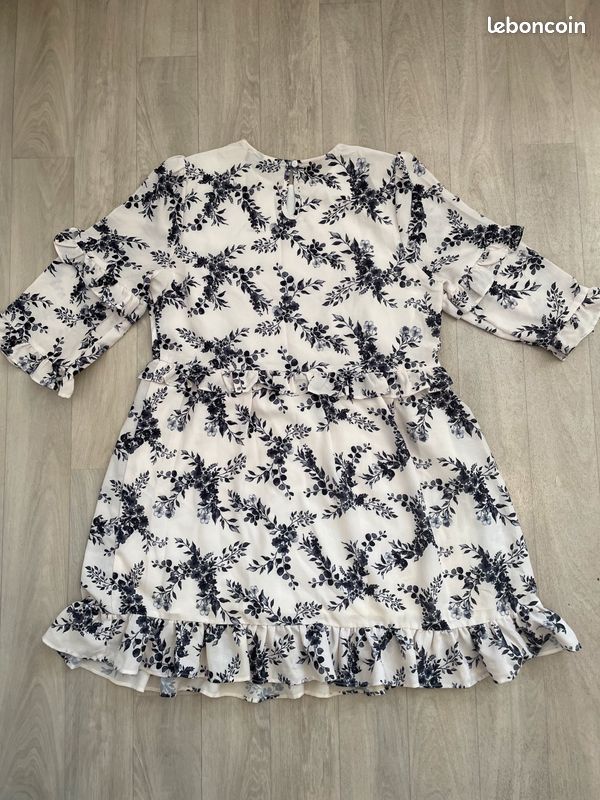 Grand Lot de Vêtements Femme – S à L – Marques & Pièces Neuves (image 4)