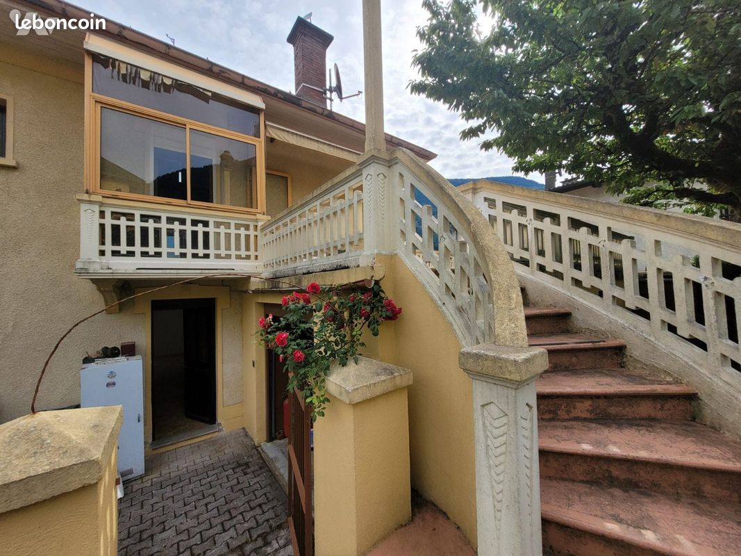 Maison 8 pièces 149 m² · à Saint-Rémy-de-Maurienne · 149 m² · 267 000 €