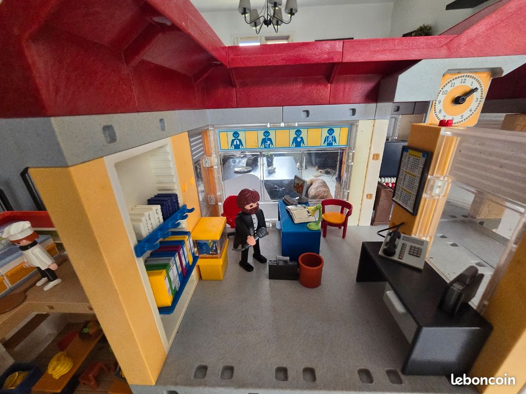 Grande école Playmobil Avec Gymnase Lots 4324 Et 4325 Vintage