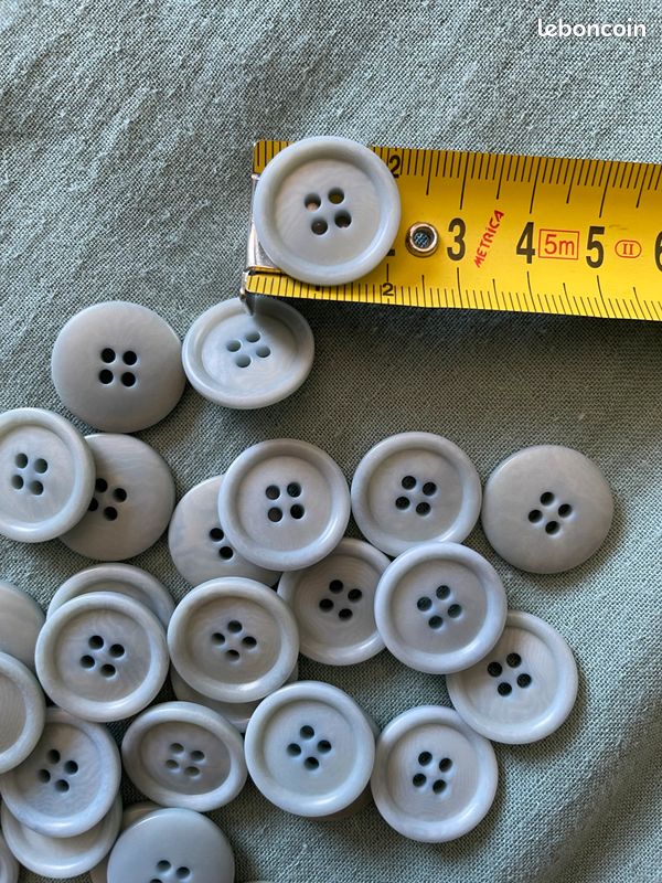 Lot de 30 boutons (image 2)