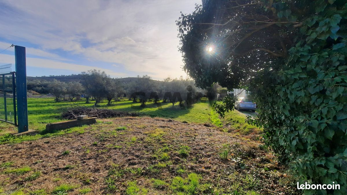 Terrain 1124 m² · à Quissac · 1 124 m² · 210 000 €
