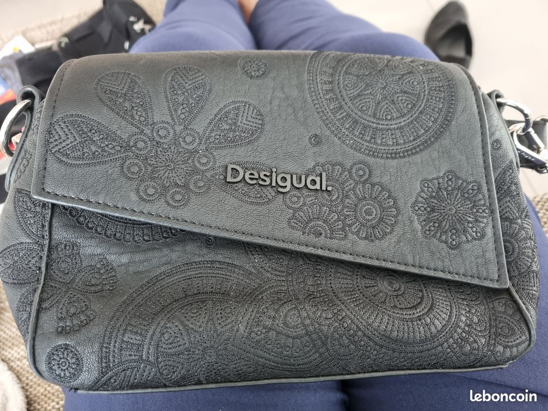 Sac a main desigual (image 2)