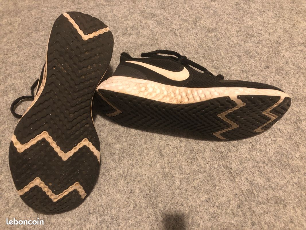 Basket Nike Révolution 6 - 35,5 (image 3)
