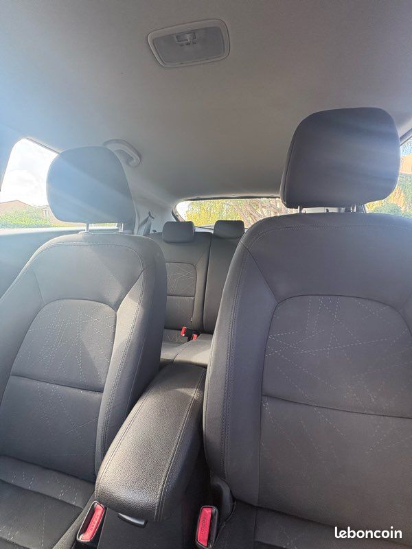 🚘 KIA Rio 1.4 CRDi Spirit (image 7)