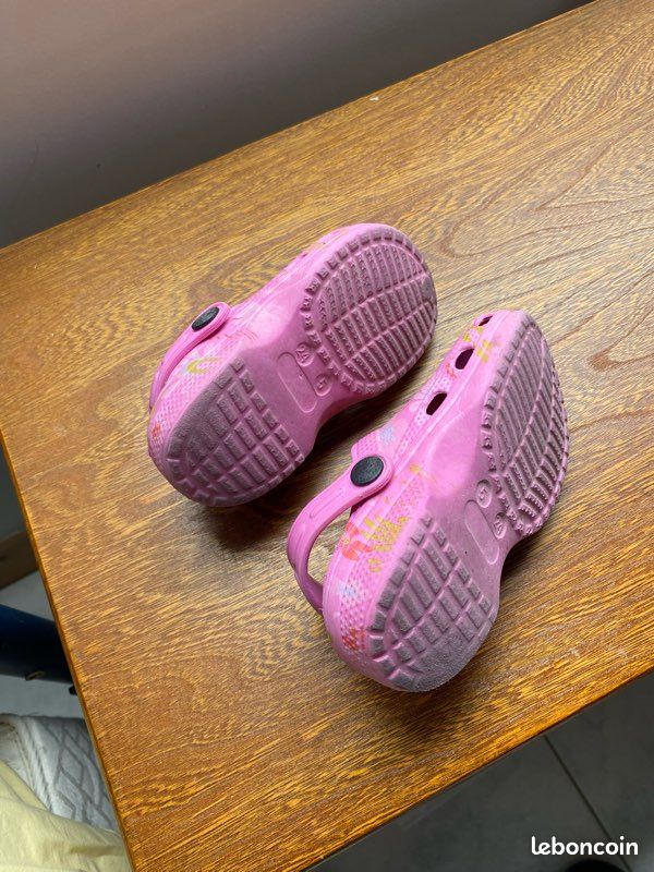 Crocs fille taille 24 (image 3)
