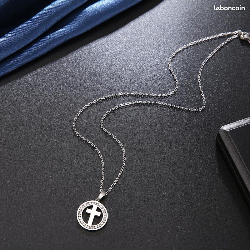 Montre Festina Mecaquartz Chronographe modèle 1999 - Montres & Bijoux