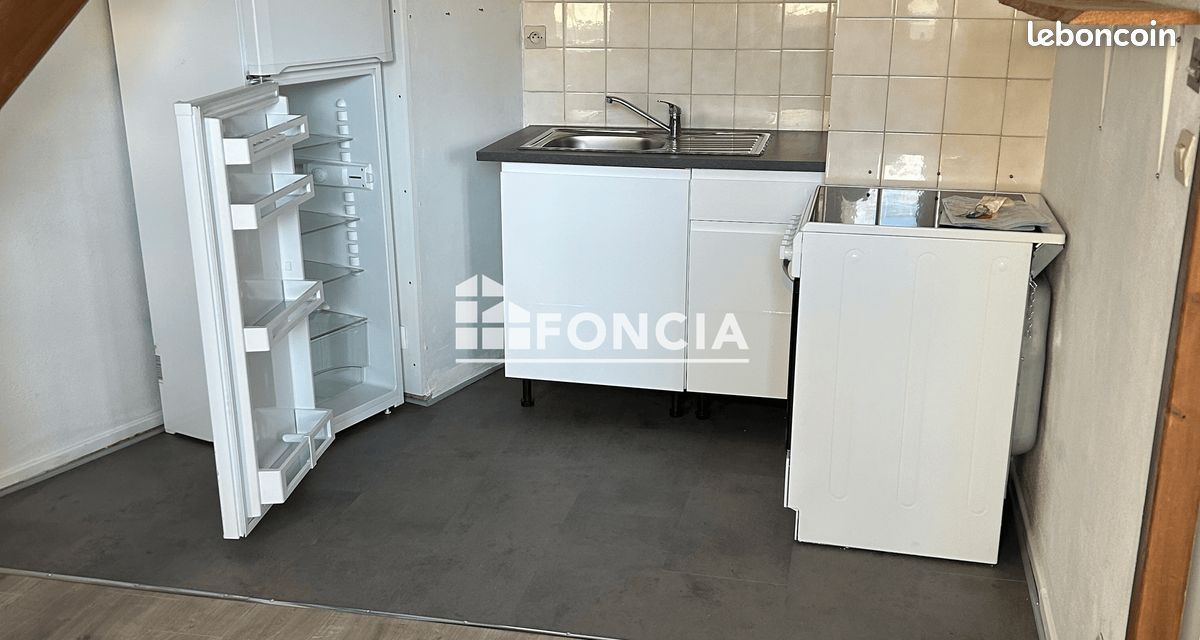 Appartement 1 pièce 26 m² · à Saint-Étienne · 26 m² · 310 €