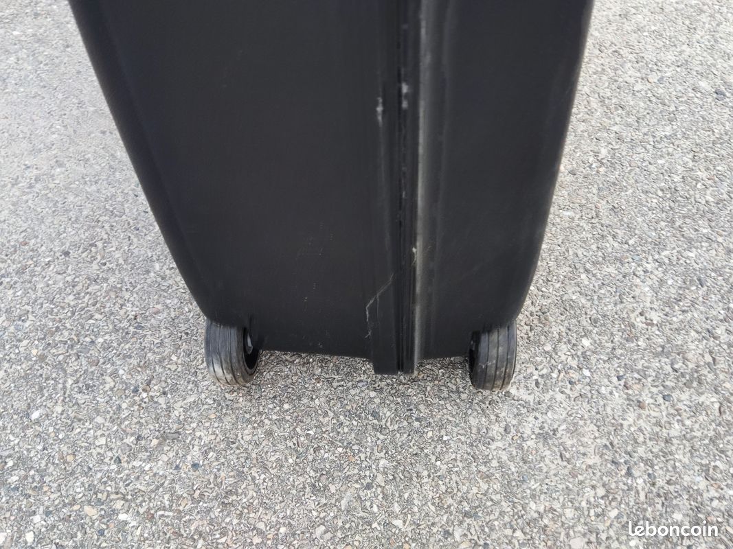 Grande valise plastique dur (image 4)