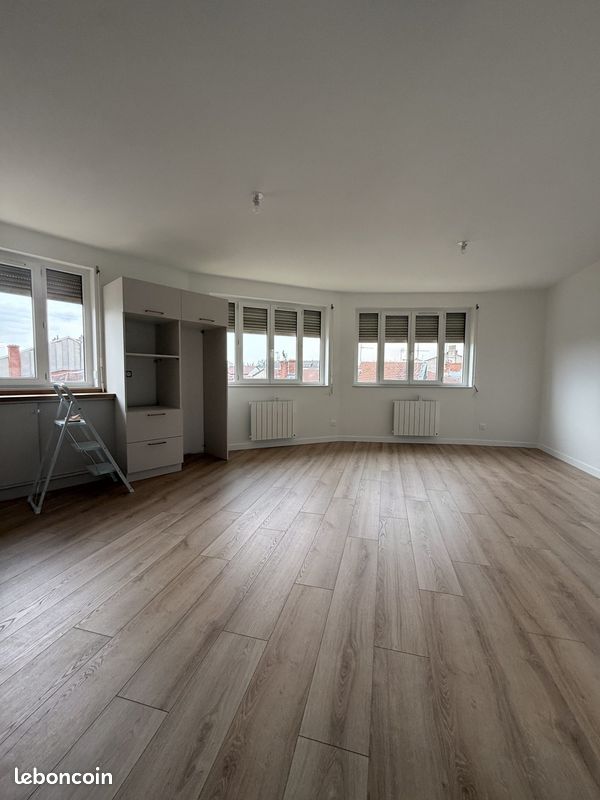 Appartement 2 pièces 44 m² · à Feurs · 44 m² · 445 €