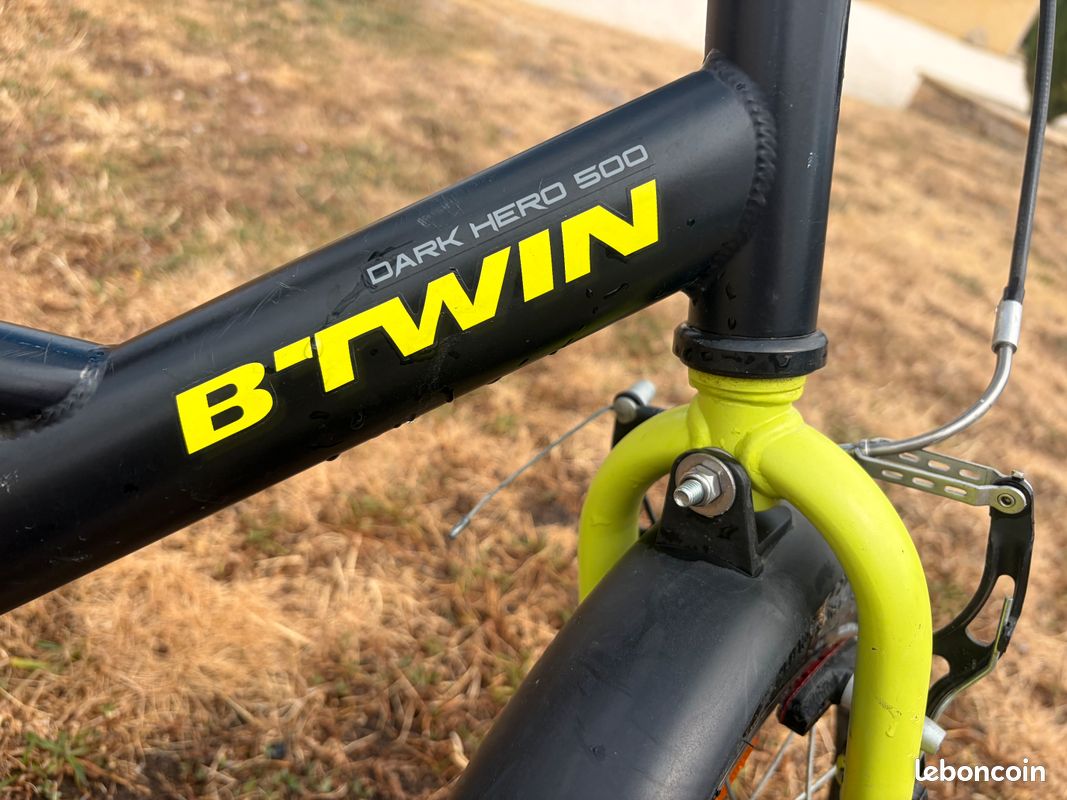 VTT 16 pouces btwin dark hero 500 (image 4)