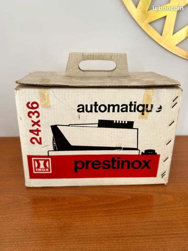PLASTIMO Projecteur à main X-SPOT 67367 seulement 127,95 € | SVB