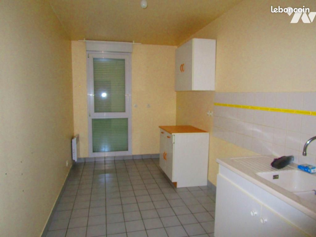 Appartement a louer chalons-en-champagne - 3 pièce(s) - 76 m2 - Surfyn