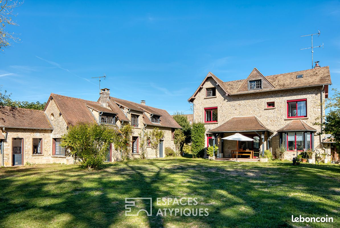 Maison 12 pièces 250 m² · à Ménilles · 250 m² · 559 000 €