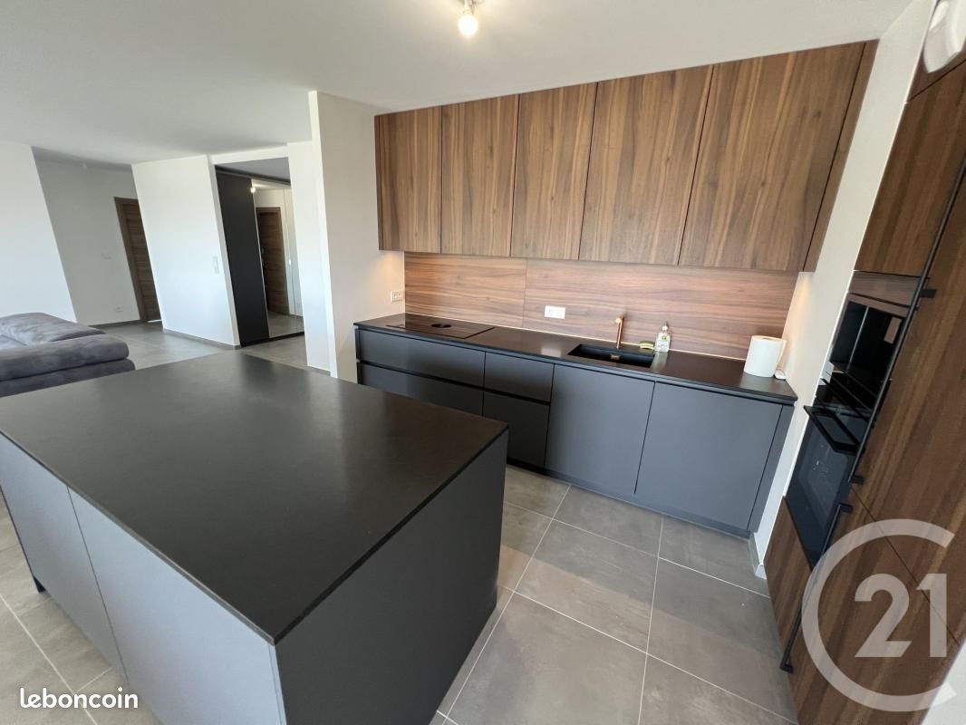 Appartement 4 pièces 140 m² · à Borgo · 140 m² · 498 000 €