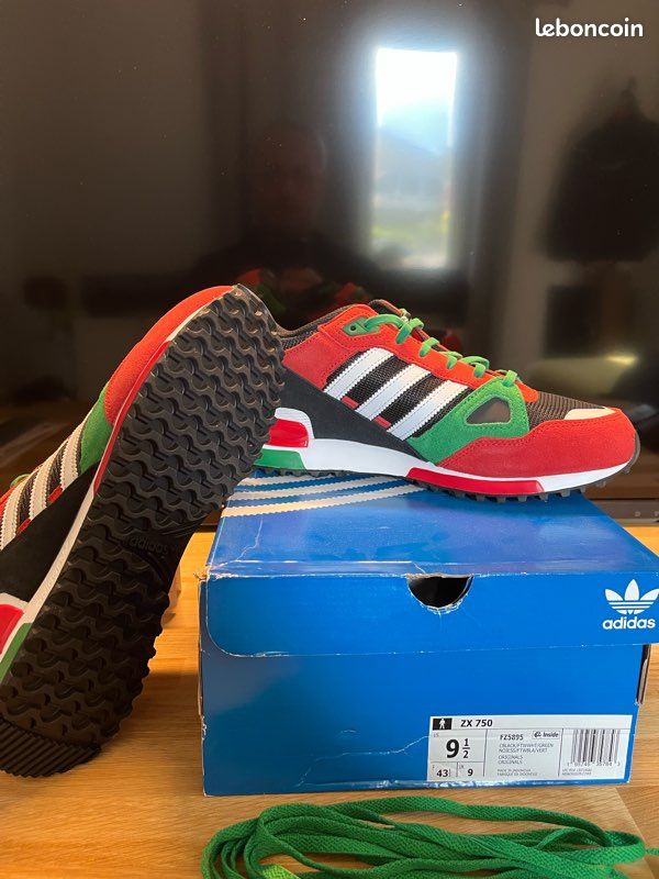 Basket ADIDAS ZX 750 vert/rouge/noir Taille 43 1/3 Import US